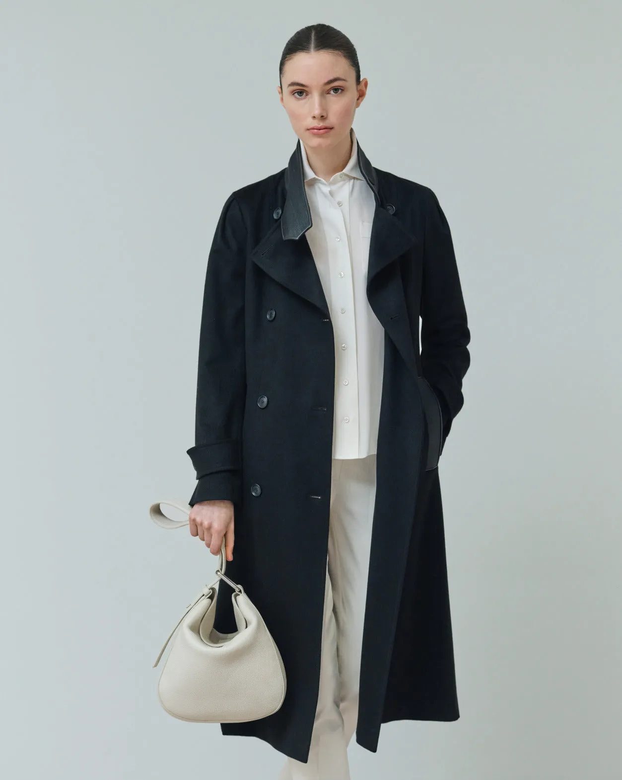 Cashmere Coat with Horsehair Collar and Pocket