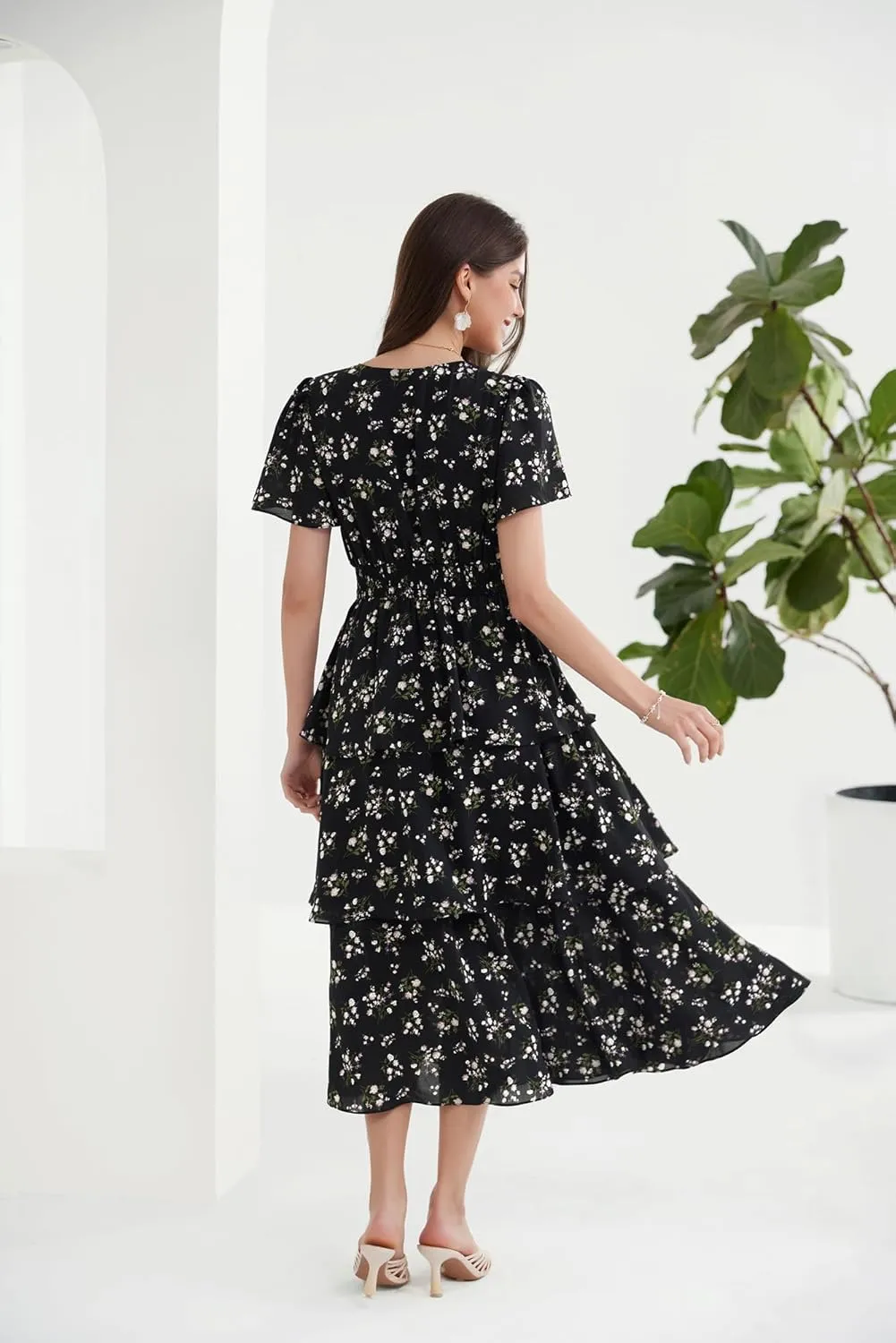 GRACE KARIN Women's 2025 Floral Summer Long Midi Dress V Neck Short Sleeve Ruffle Tiered Layered Boho Swing Dresses