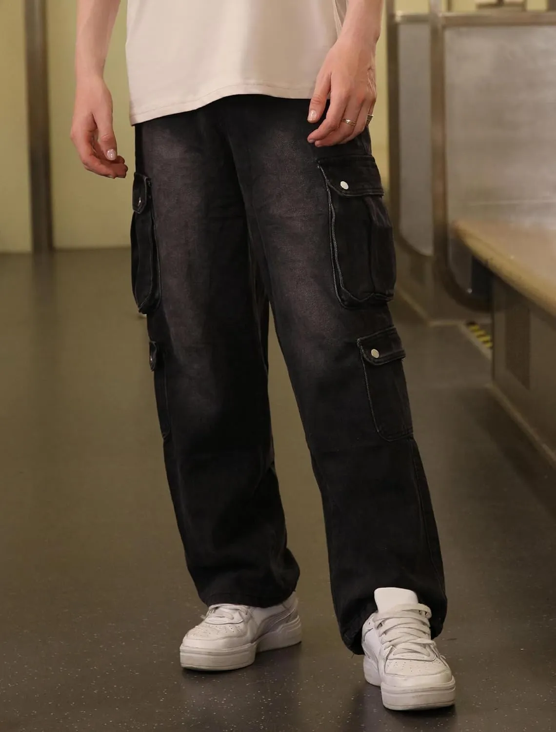 Mens Baggy Cargo Jeans Wide Leg Streetwear Jeans Loose Fit Hip Hop Denim Pants